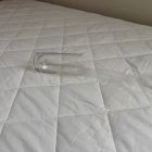 Vízhatlan matracvédő - gumilepedő - 160x200 cm - körgumis, steppelt - inkontinencia lepedő